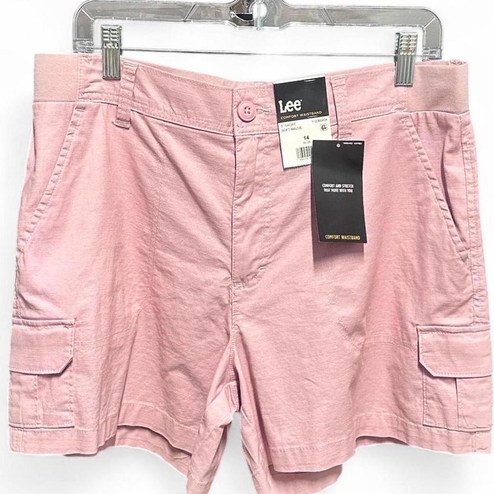 NWT Lee Soft Mauve Comfort Waistband Cargo Shorts Size 14